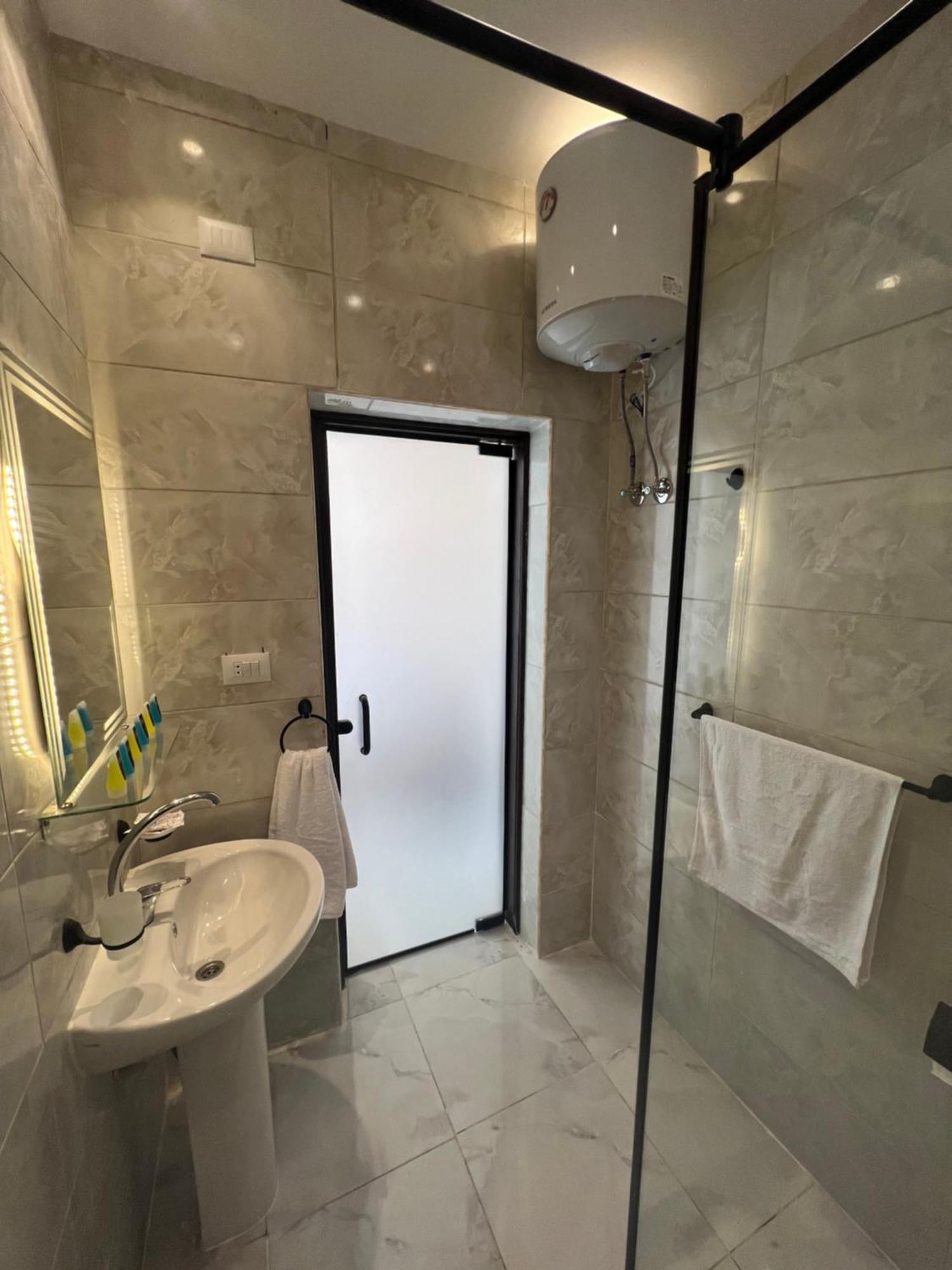 New Glamour Pyramids Hotel Kafret el-Gabal Zewnętrze zdjęcie